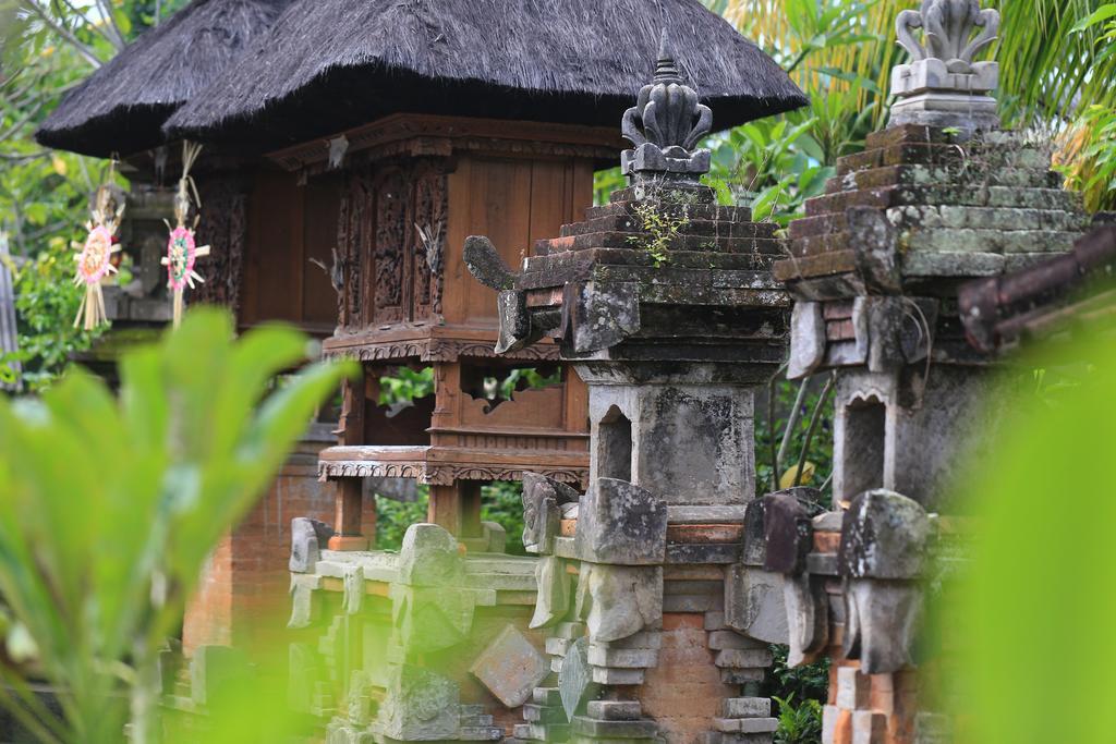 Gembala Homestay Убуд Экстерьер фото
