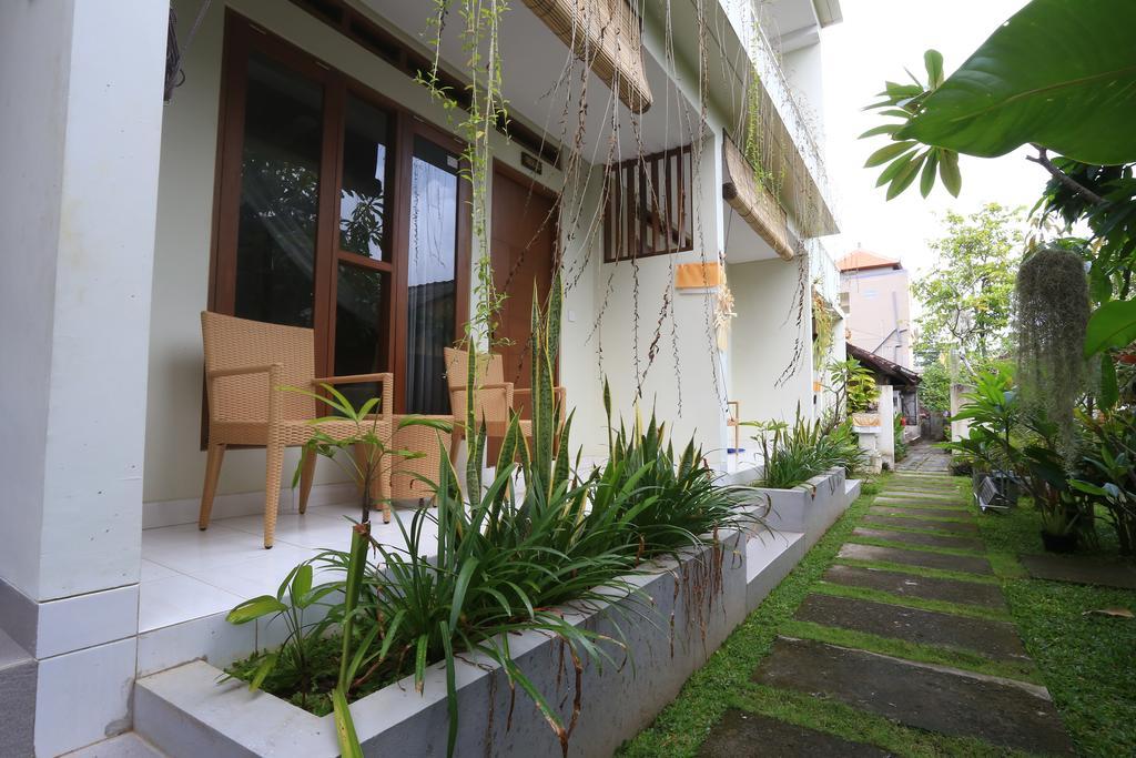 Gembala Homestay Убуд Экстерьер фото